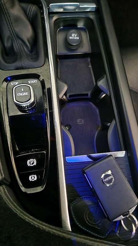 Usata Volvo S90 Momentum 190 CV (139 kW) 2017 Berlina