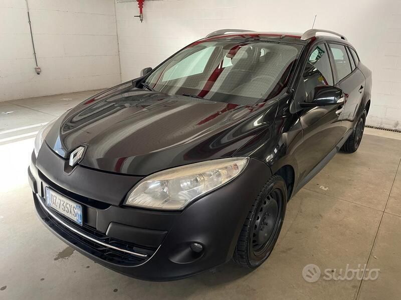 Usata Renault Mégane GrandTour Luxe 110 CV (80 kW) 2010 Nero Station wagon