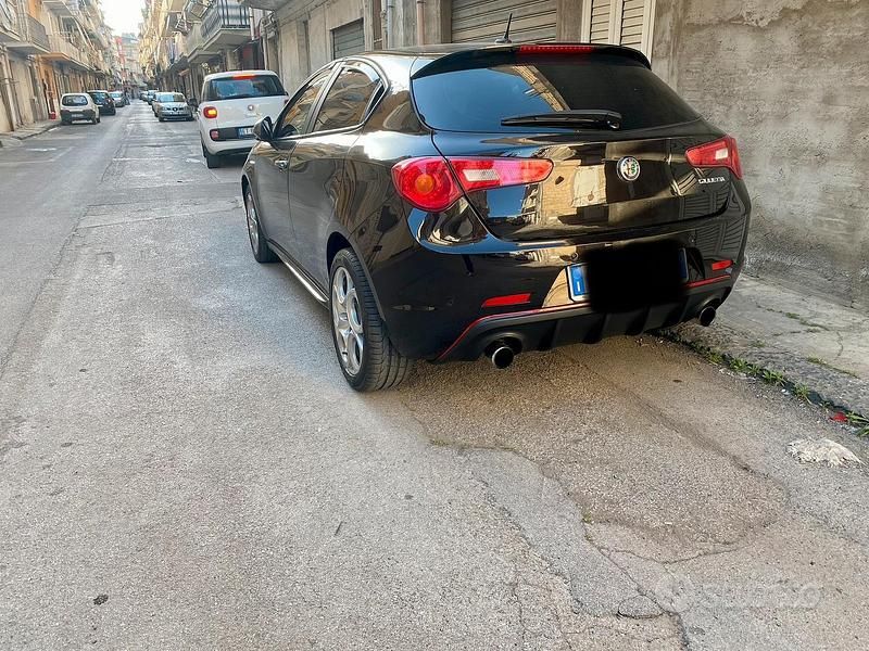 Usata Alfa Romeo Giulietta 150 CV (110 kW) 2016 Nero Berlina