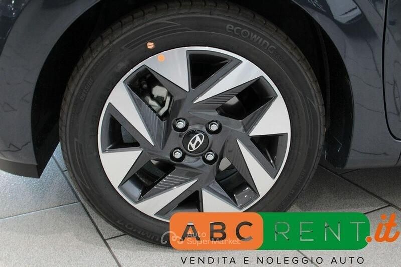 Nuova Hyundai i10 63 CV (46 kW) 2025 Gray Utilitaria