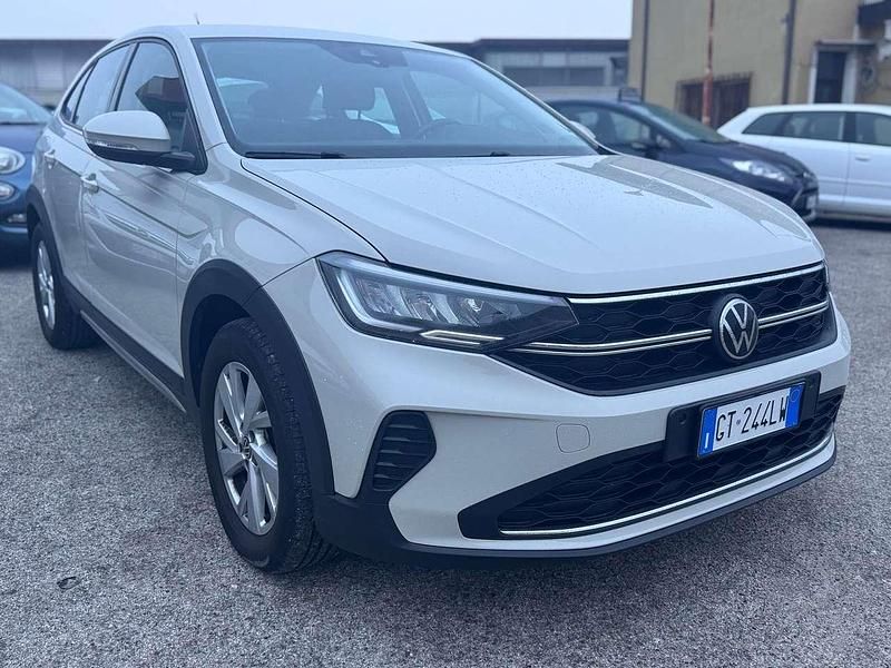 Usata VW Taigo GT 110 CV (80 kW) 2024 Argento SUV
