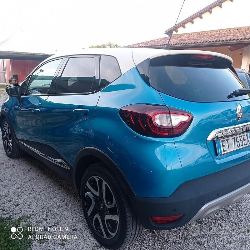 Usata Renault Captur 90 CV (66 kW) 2014 Blu SUV