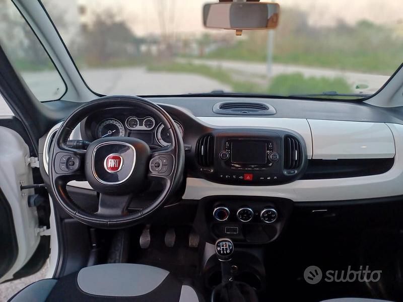 Usata Fiat 500L Business 95 CV (69 kW) 2017 Bianco Monovolume