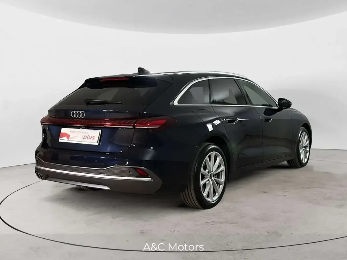 Usata Audi A5 Advanced Plus 204 CV (150 kW) 2025 Blu/azzurro Station wagon