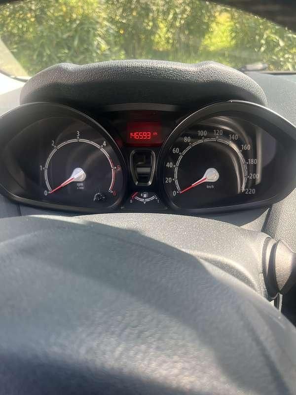 Usata Ford Fiesta Business Edition 69 CV (50 kW) 2012 Utilitaria