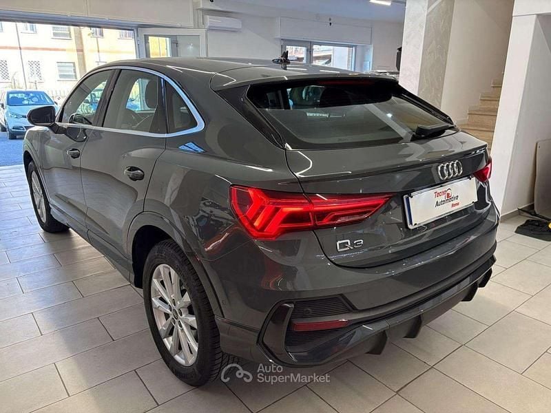 Usata Audi Q3 Sportback Business Plus 150 CV (110 kW) 2022 Grigio chronos metallizzato SUV