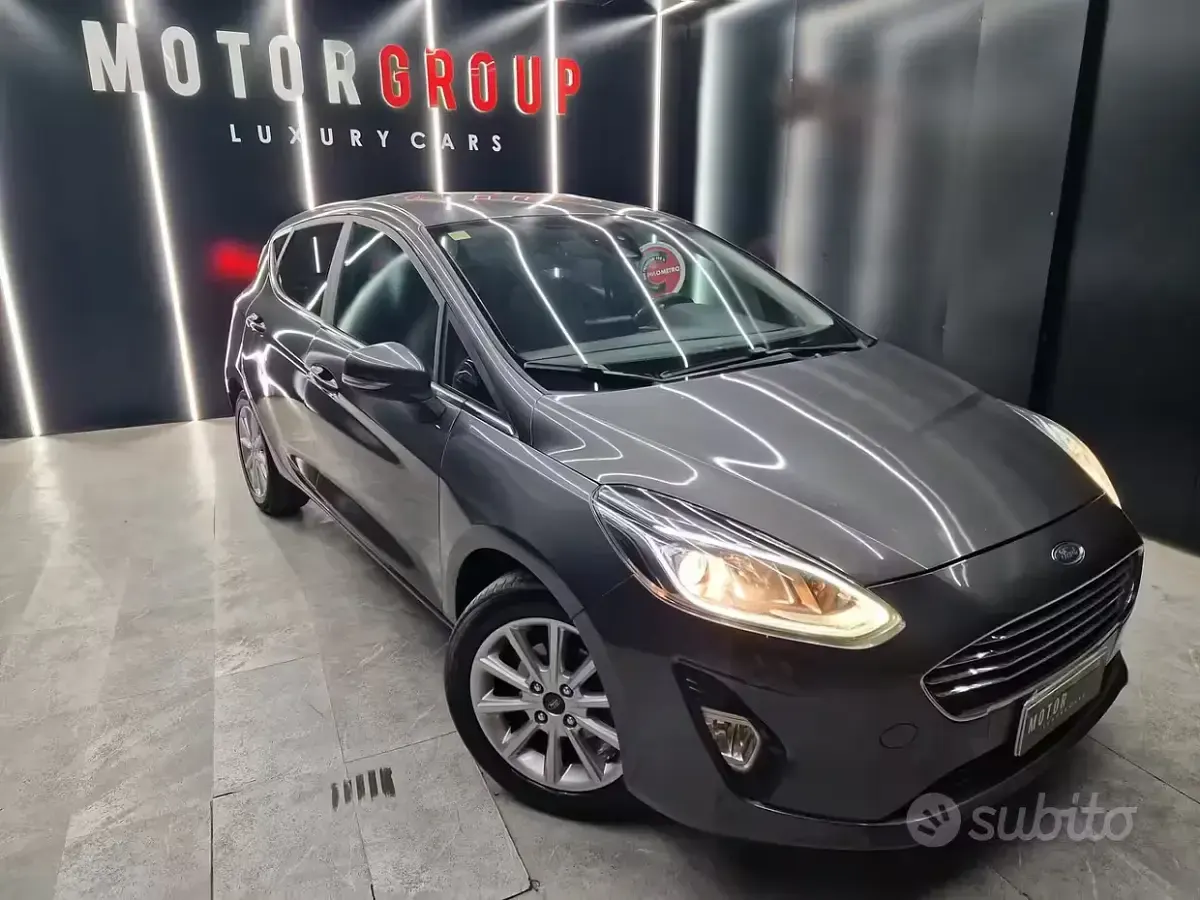 Usata Ford Fiesta Titanium 75 CV (55 kW) 2020 Grigio Utilitaria