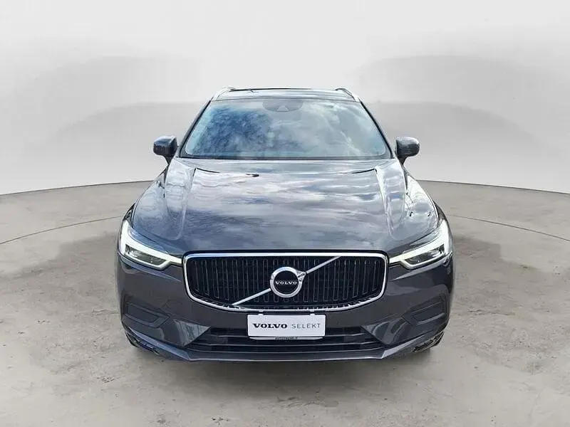 Usata Volvo XC60 Momentum 197 CV (144 kW) 2020 Grigio SUV