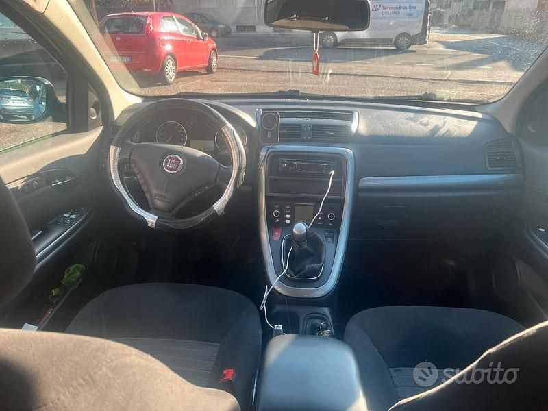 Usata Fiat Croma 120 CV (88 kW) 2008 Grigio Station wagon