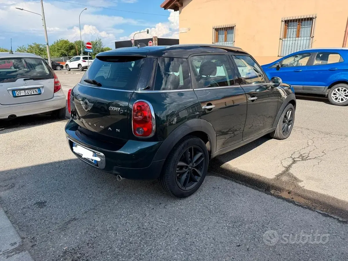 Usata Mini Cooper D Countryman Business 111 CV (81 kW) 2014 Verde SUV