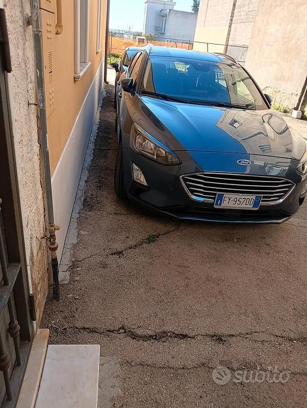 Usata Ford Focus Active 120 CV (88 kW) 2019 Blu Station wagon