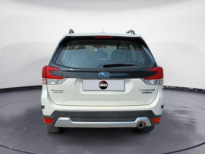Usado Subaru Forester 4dventure 150 CV (110 kW) 2021 Blanco SUV