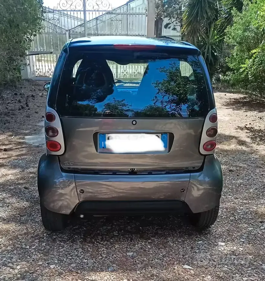 Usata Smart ForTwo Coupé 71 CV (52 kW) 2003 Grigio Coupé