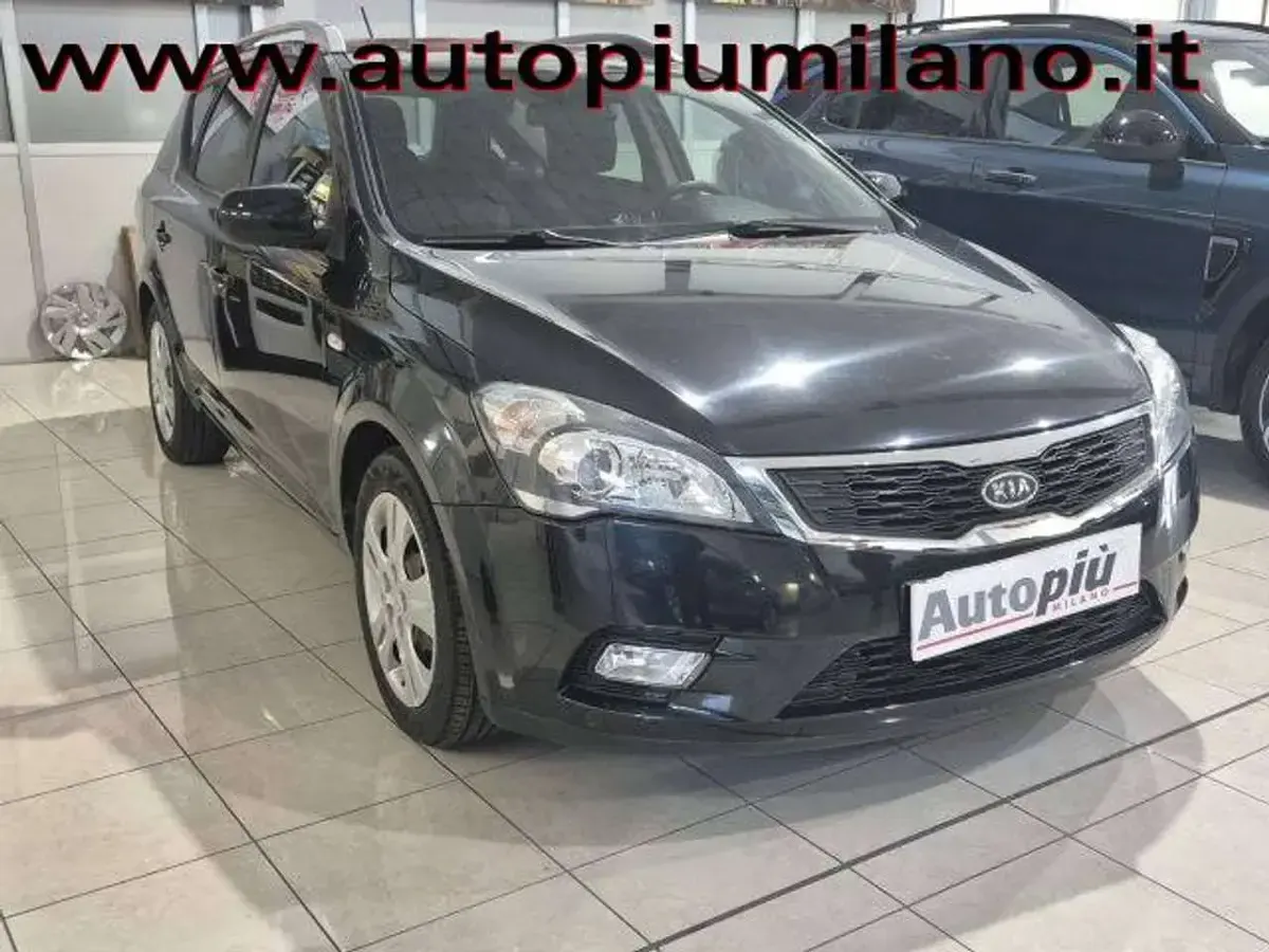 Usata Kia Ceed EX 125 CV (91 kW) 2010 Nero Utilitaria