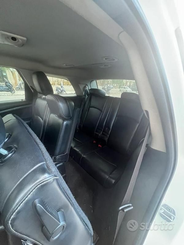 Usata Fiat Freemont 170 CV (125 kW) 2011 Bianco SUV