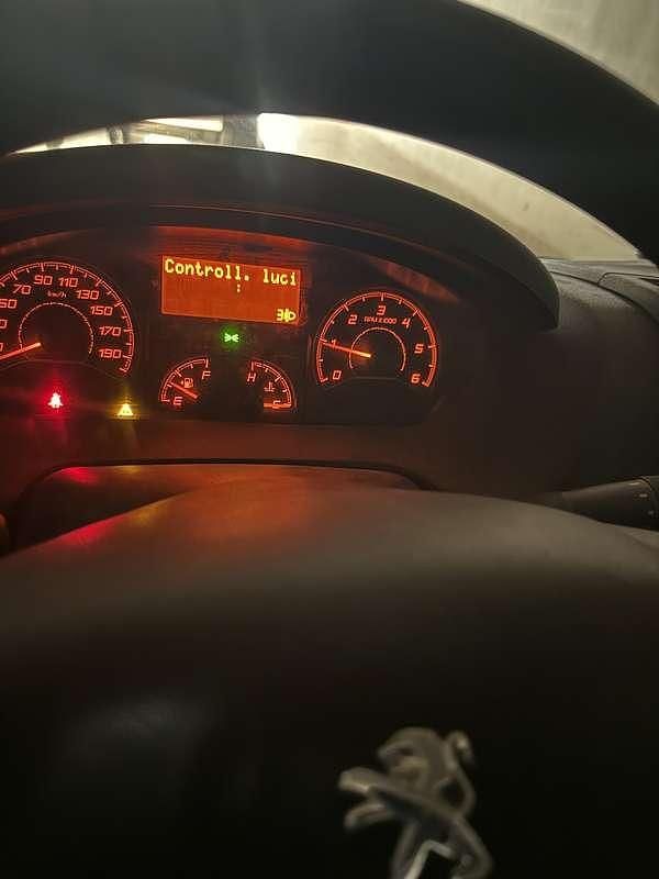 Usata Peugeot Boxer 110 CV (80 kW) 2015 Furgone