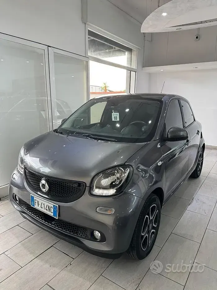 Usata Smart ForFour Superpassion 71 CV (52 kW) 2019 Grigio Utilitaria