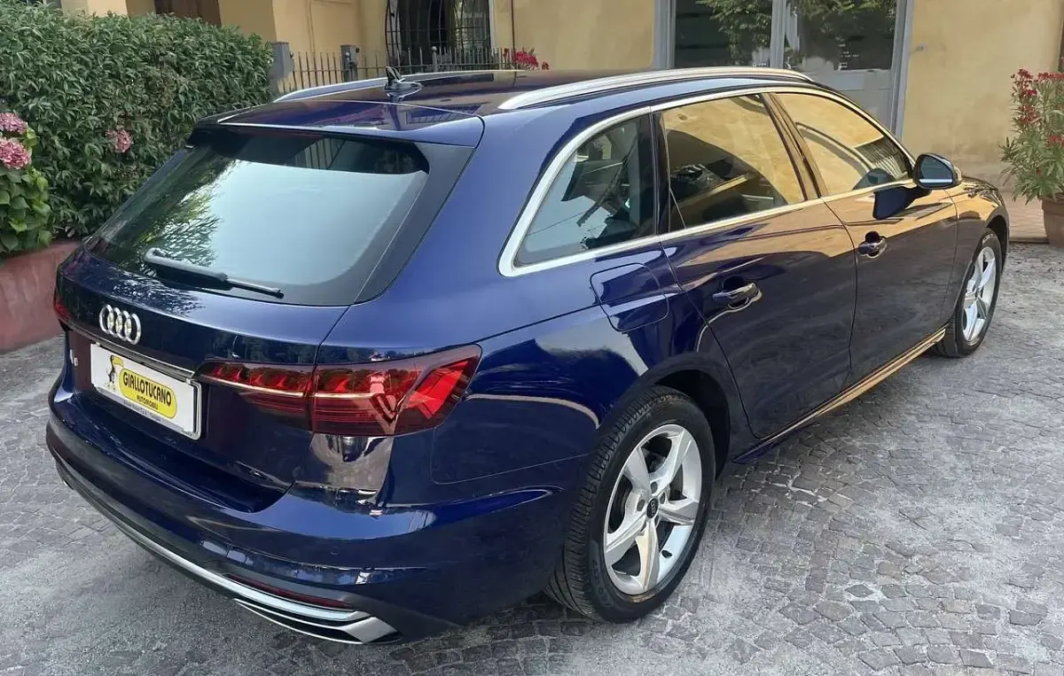 Usata Audi A4 Advanced Plus 163 CV (119 kW) 2023 Navarra Station wagon