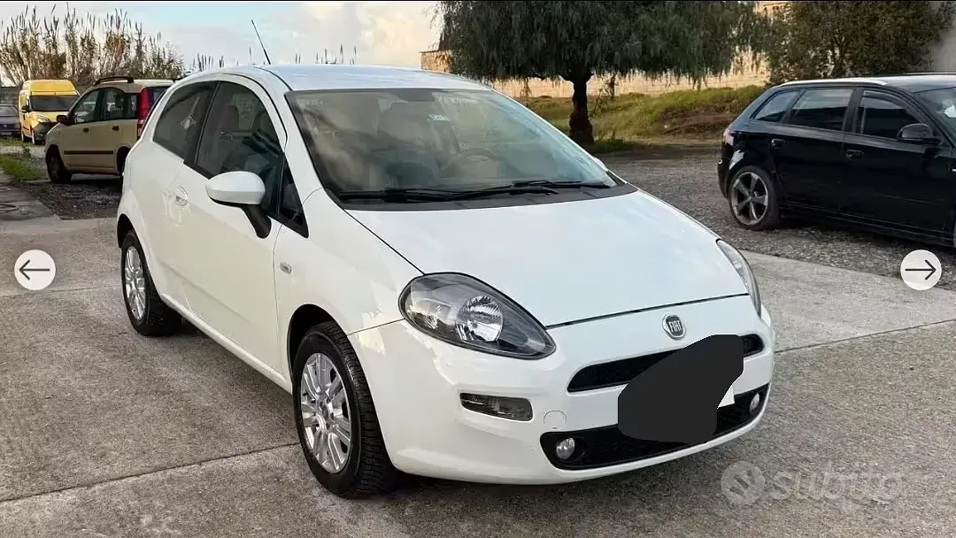 Usata Fiat Punto 77 CV (56 kW) 2013 Bianco Utilitaria