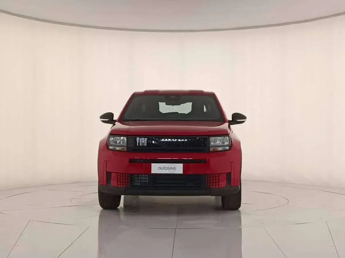 Nuova Fiat Grande Panda Pop 101 CV (74 kW) 2026 Rosso passione pastello Utilitaria
