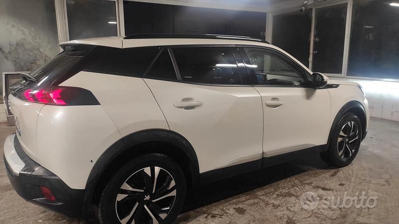 Usata Peugeot 2008 2021 Bianco SUV