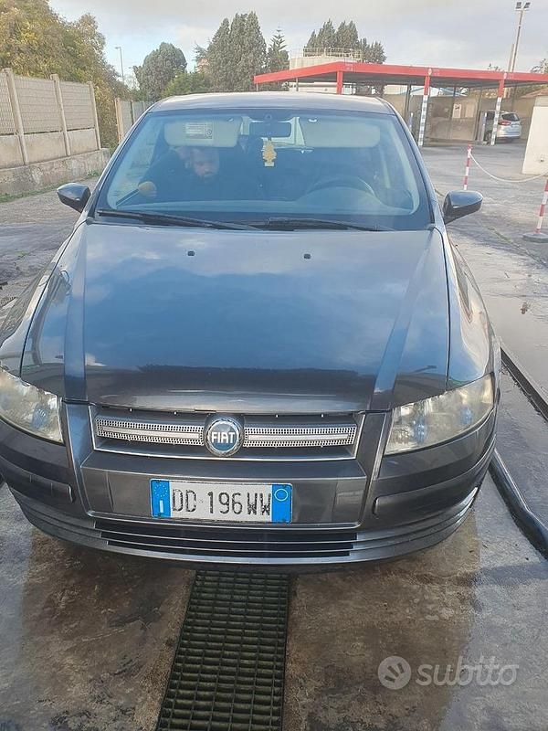 Usata Fiat Stilo 80 CV (58 kW) 2006 Grigio Berlina