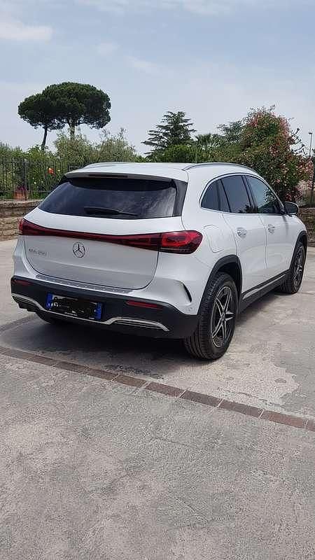 Usata Mercedes EQA250 80 kW (109 CV) 2022 Bianco SUV