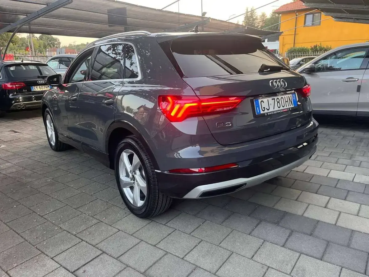 Usata Audi Q3 Advanced 150 CV (110 kW) 2022 Grigio SUV