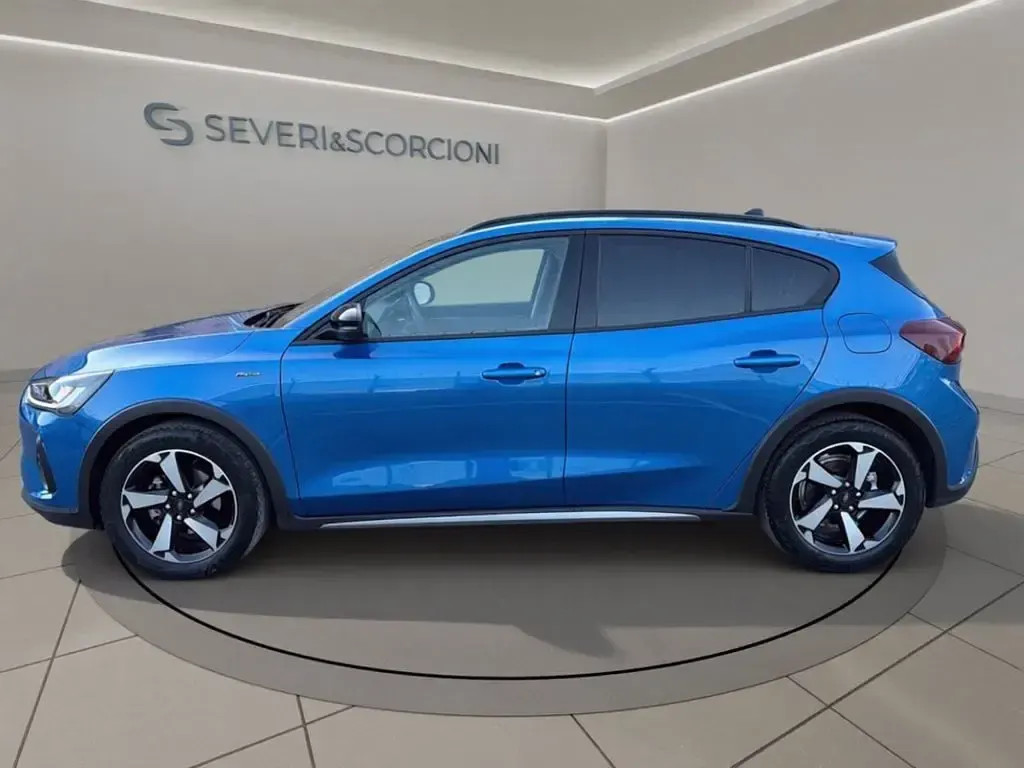 Usata Ford Focus Active X 125 CV (91 kW) 2023 Blu Berlina