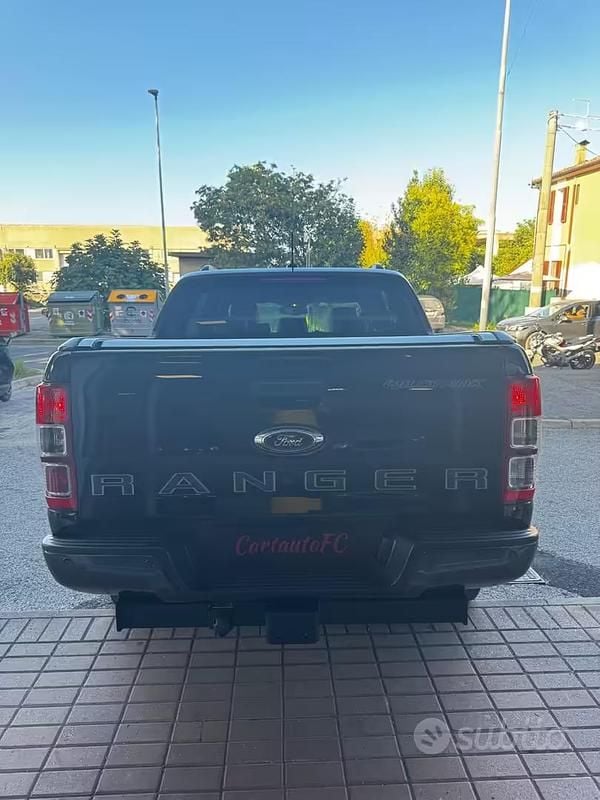 Usata Ford Ranger Wildtrack 169 CV (124 kW) 2022 Nero Pick-up