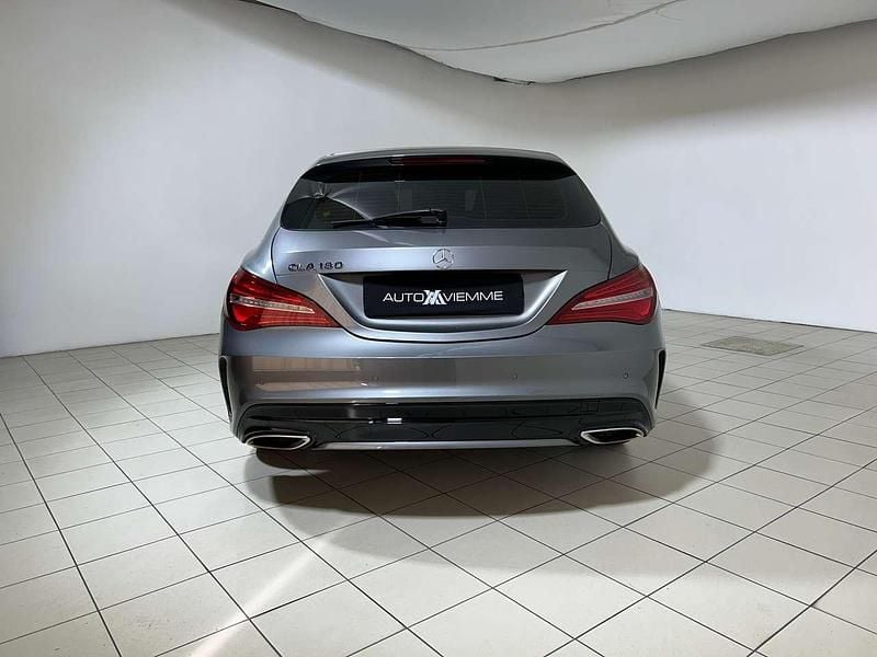 Usata Mercedes CLA180 Shooting Brake Premium 122 CV (89 kW) 2018 Grigio Station wagon