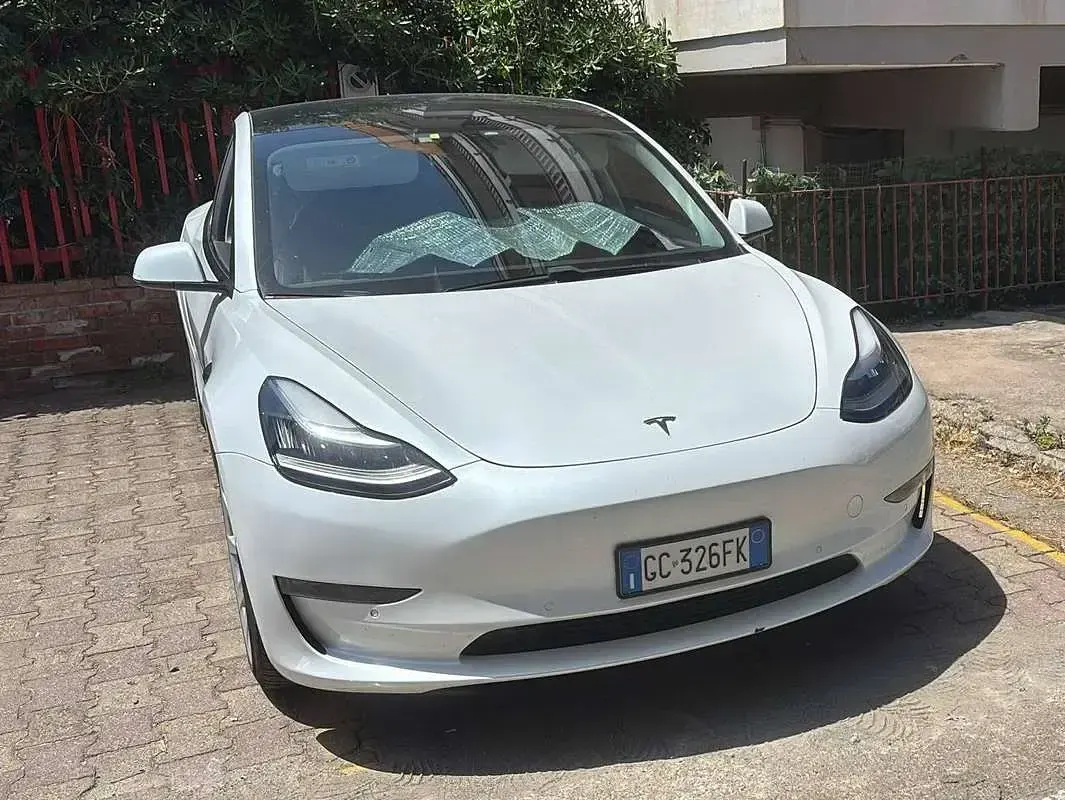 Usata Tesla Model 3 152 kW (208 CV) 2021 Bianco Berlina