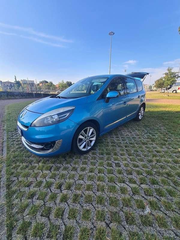 Usata Renault Scénic III 110 CV (80 kW) 2012 Blu/azzurro Monovolume