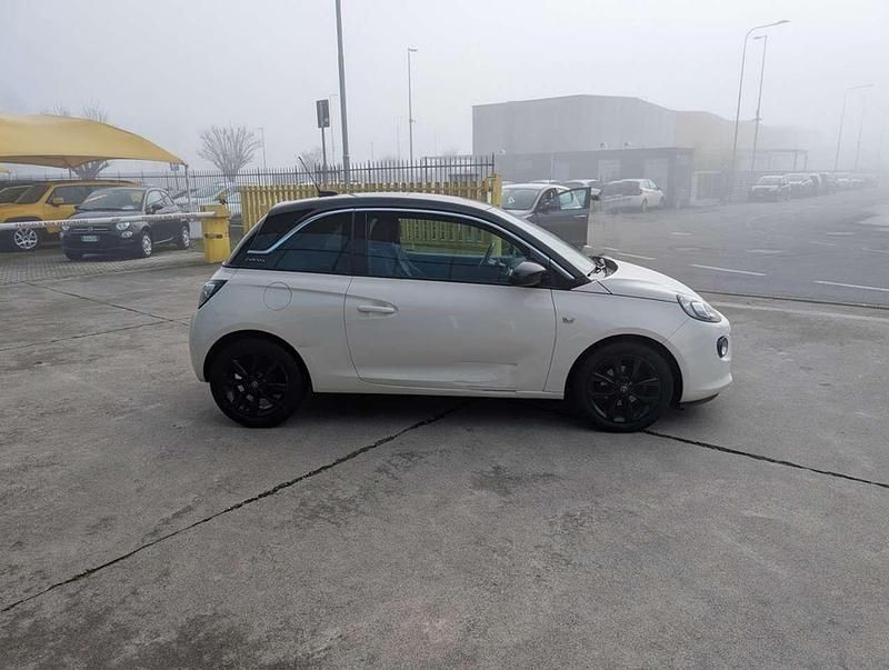 Usata Opel Adam Slam 87 CV (63 kW) 2016 Bianco Utilitaria