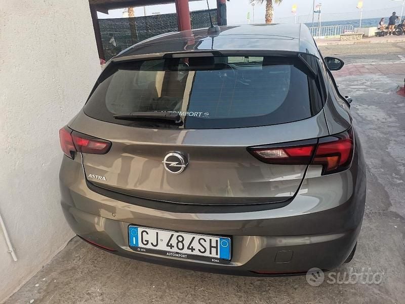 Usata Opel Astra 122 CV (89 kW) 2022 Grigio Berlina