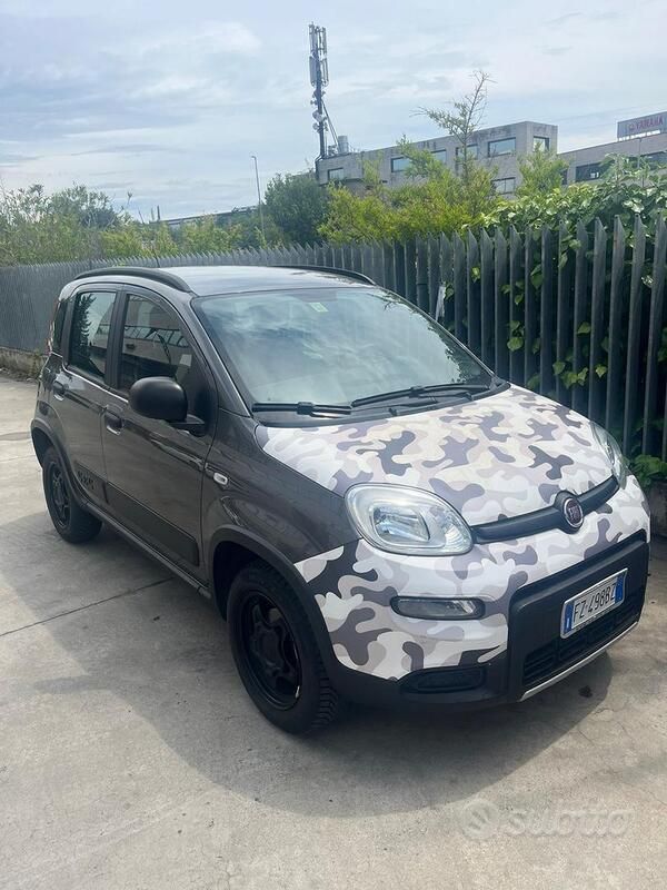 Usata 2020 Fiat Panda 4x4 S Due volumi | 15.000 € (Cara) - Immagine 1/4