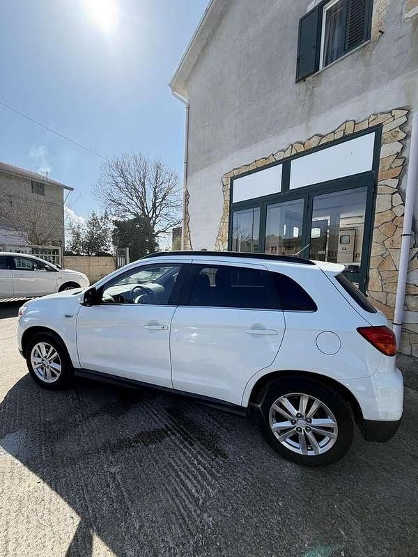 Usata Mitsubishi ASX Invite 150 CV (110 kW) 2011 Bianco SUV
