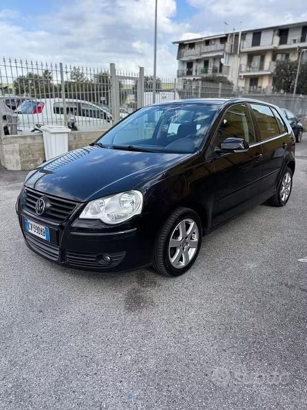 Usata VW Polo Comfortline 64 CV (47 kW) 2006 Nero Utilitaria