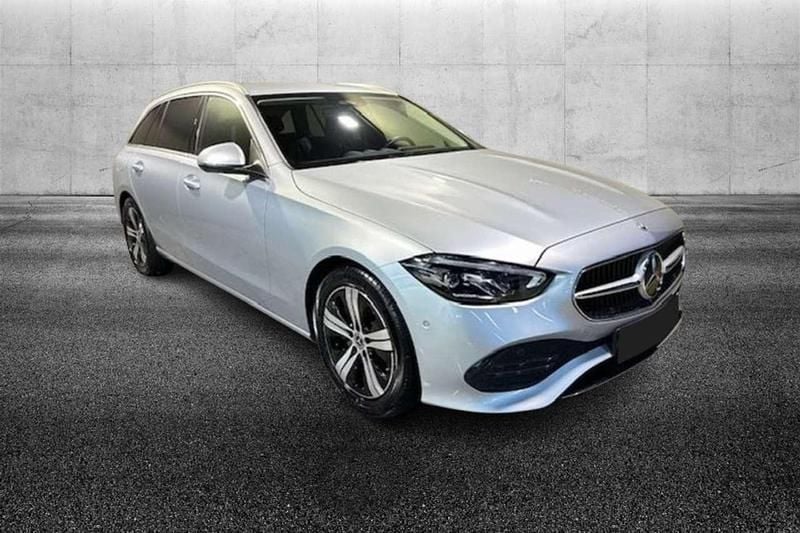 Argento Usata 2023 Mercedes C220 Business Station wagon | 38.950 € (Molto cara) - Immagine 1/4
