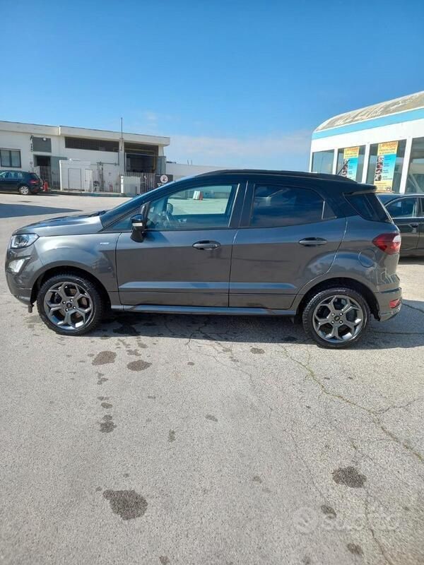 Usata Ford Ecosport ST-Line 125 CV (91 kW) 2018 Grigio SUV