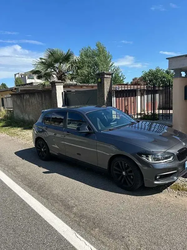Usata BMW 118 150 CV (110 kW) 2019 Nero Berlina