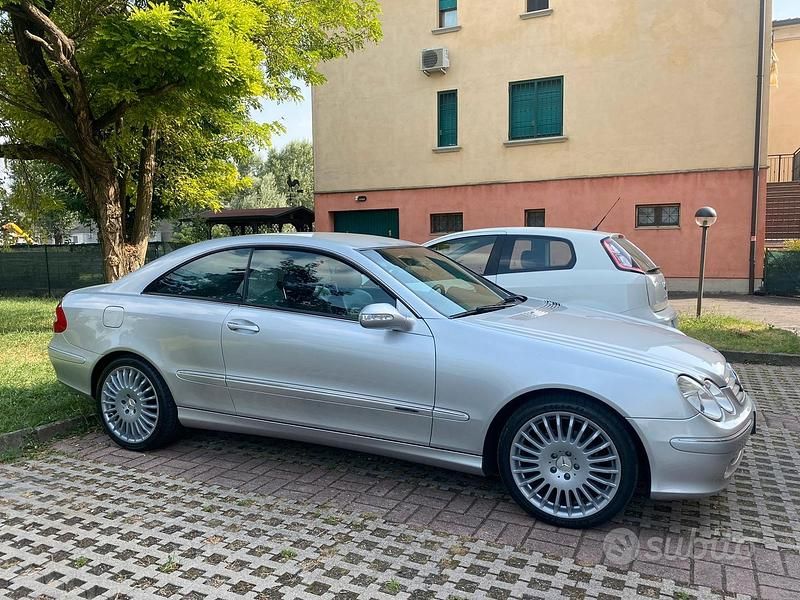 Usata Mercedes CLK240 Elegance 170 CV (125 kW) 2002 Grigio Coupé