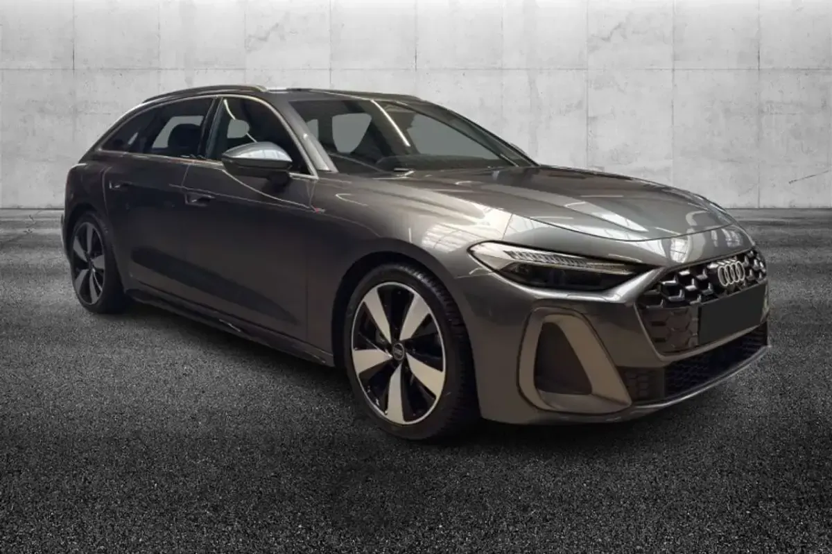 Usata Audi A5 S-Line 204 CV (150 kW) 2025 Grigio Station wagon