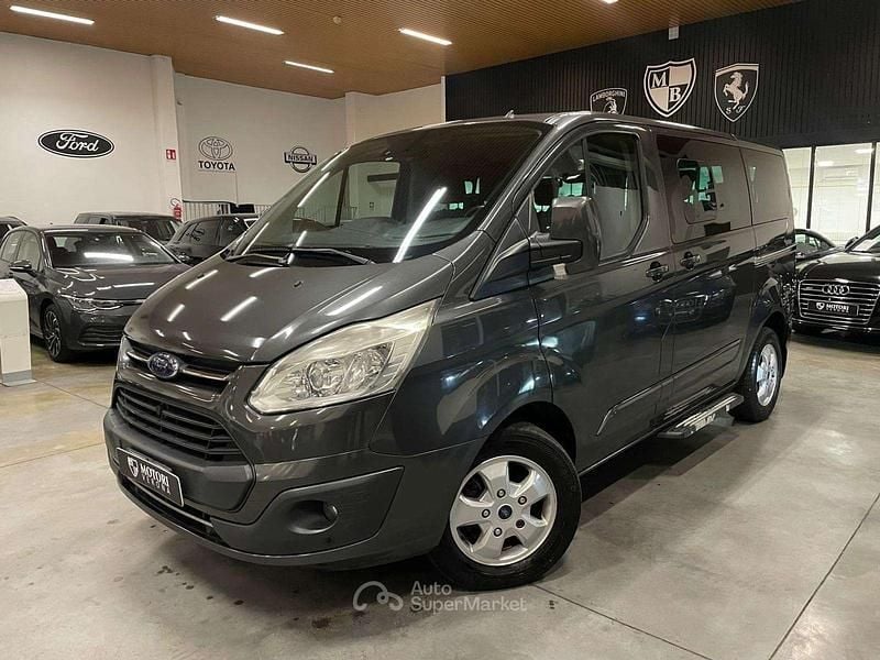 Usata Ford Tourneo Custom Titanium 131 CV (96 kW) 2016 Grigio Furgone