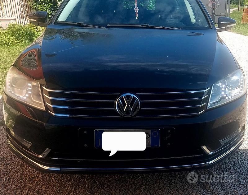 Usata VW Passat 140 CV (102 kW) 2013 Nero Station wagon