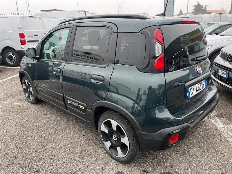 Usata Fiat Panda Cross Cross 69 CV (50 kW) 2025 Verde Utilitaria