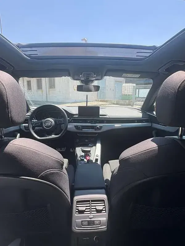 Usata Audi A4 Ambiente 190 CV (139 kW) 2019 Grigio Station wagon