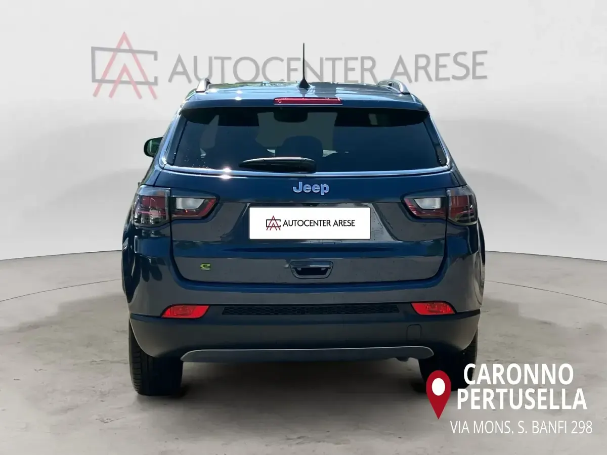 Begagnad Jeep Compass Limited 131 HK (96 kW) 2023 Blå SUV