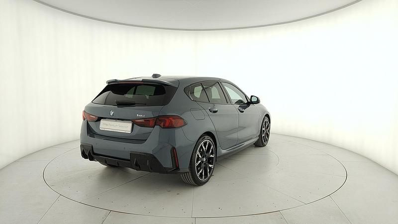 Usata BMW 118 Comfort Edition 150 CV (110 kW) 2024 Grigio Utilitaria