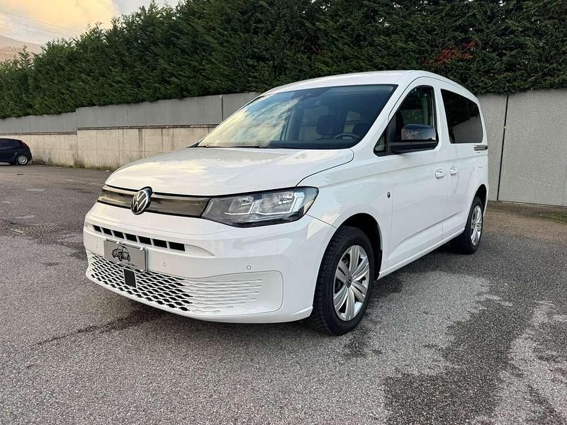 Bianco Usata 2022 VW Caddy Monovolume | 17.900 € (Buon prezzo) - Immagine 1/4